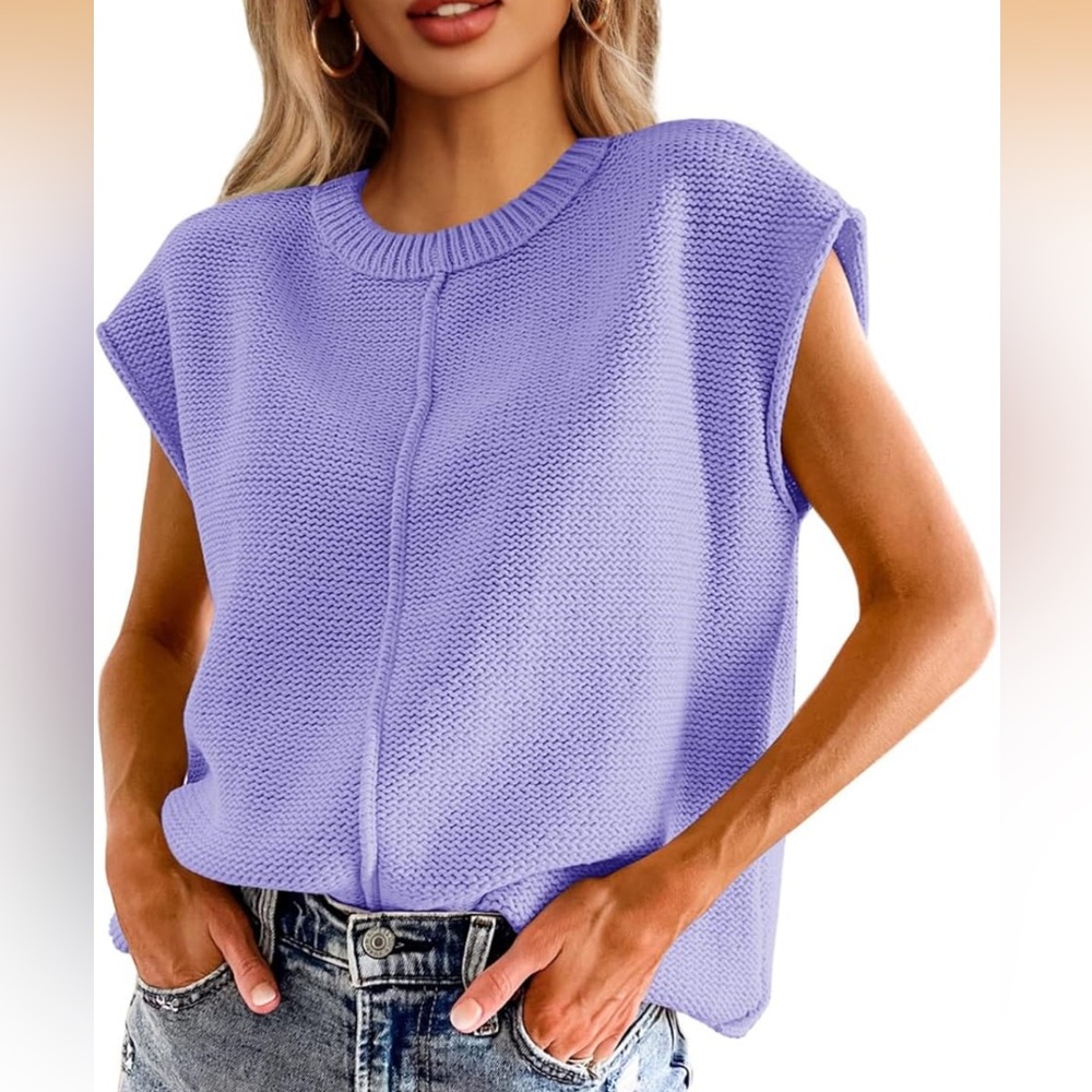 NWOT Sleeveless Sweater in Beautiful Lavender